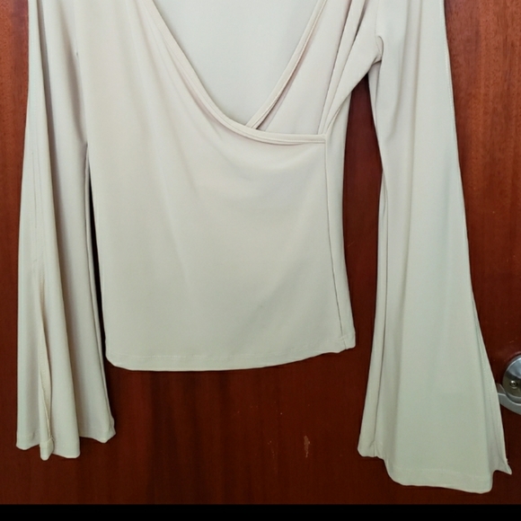 Cream/ beige cold shoulder blouse - Picture 2 of 16